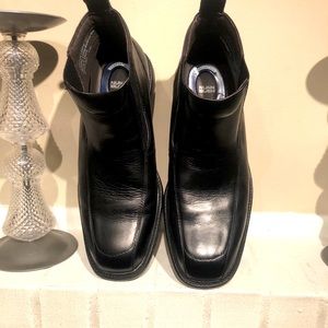 Man Nun Bush Ankle Boot